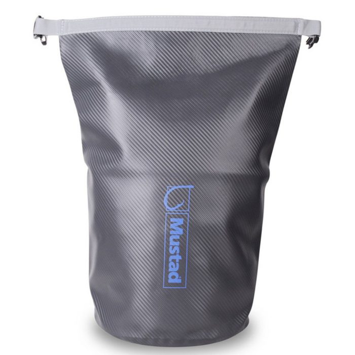 MUSTAD VÍZHATLAN TENGERÉSZ TÁSKA 20L